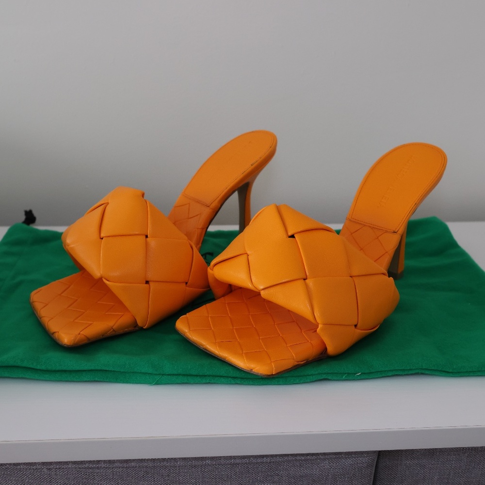 Bottega Veneta Lido Mules Color Tangerine